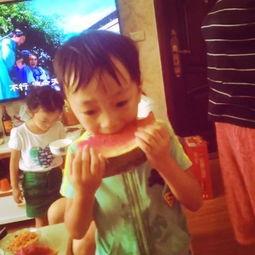 铛铛吃瓜,揭秘娱乐圈那些不为人知的幕后故事