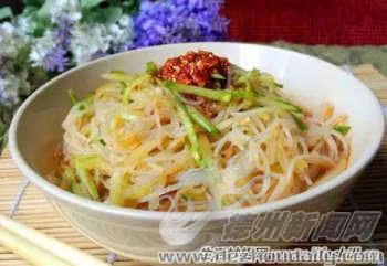 吃瓜拌粉丝,吃瓜拌粉丝，清爽一夏